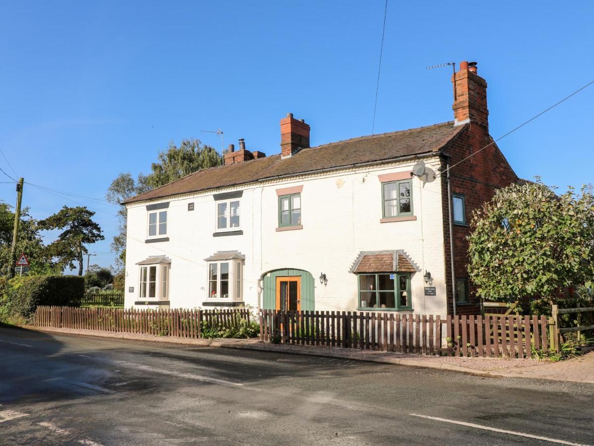 Bluebell Cottage Rugeley Extérieur photo