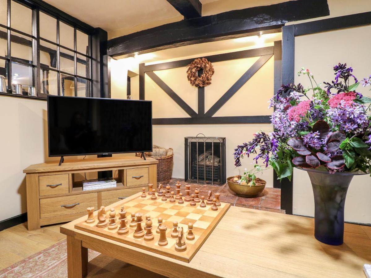 Bluebell Cottage Rugeley Extérieur photo