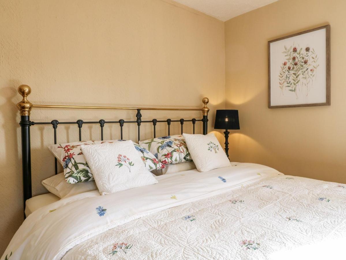 Bluebell Cottage Rugeley Extérieur photo
