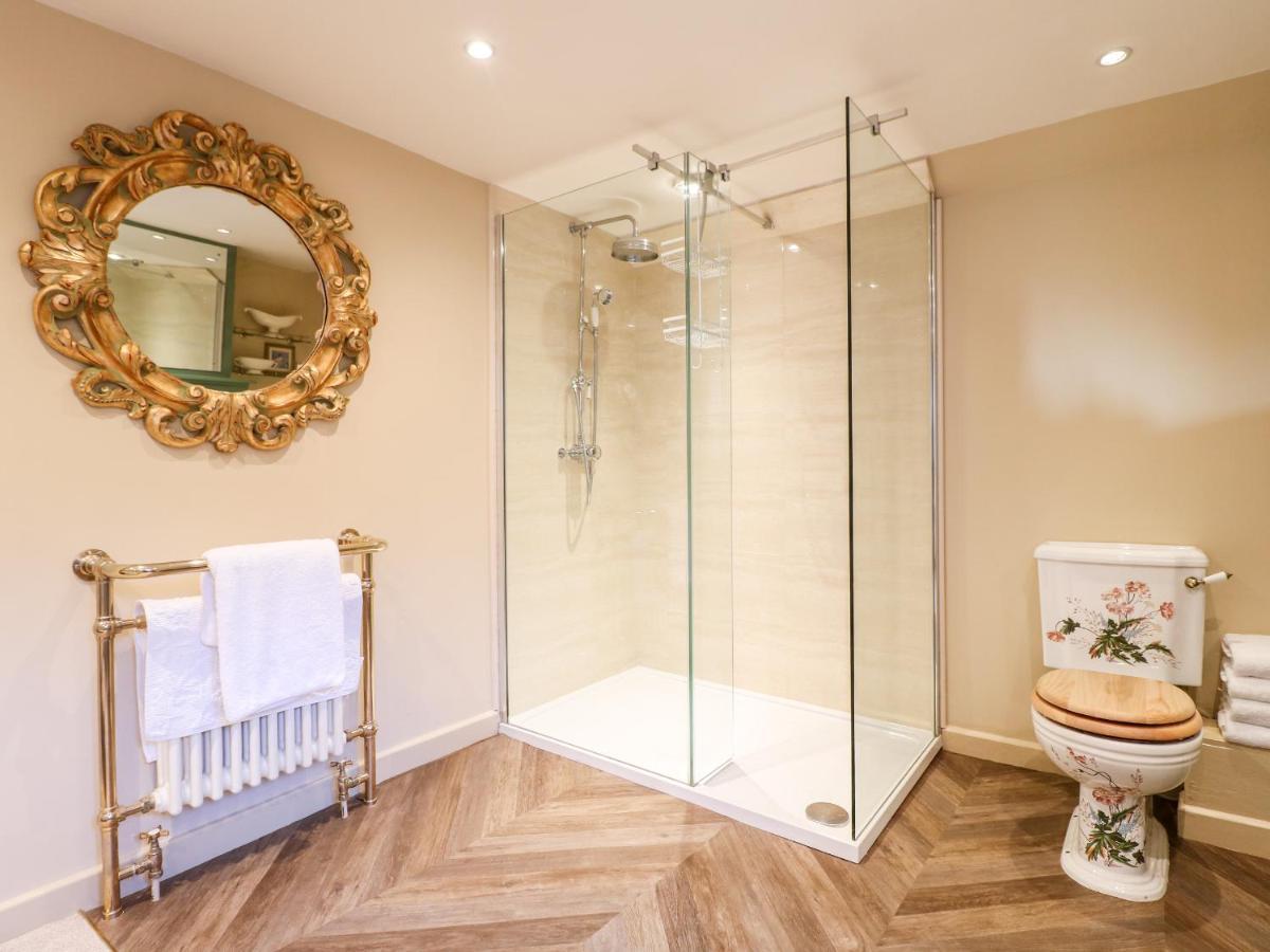 Bluebell Cottage Rugeley Extérieur photo