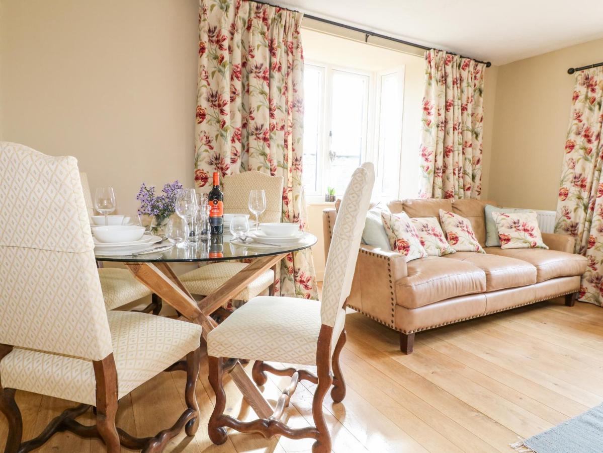 Bluebell Cottage Rugeley Extérieur photo